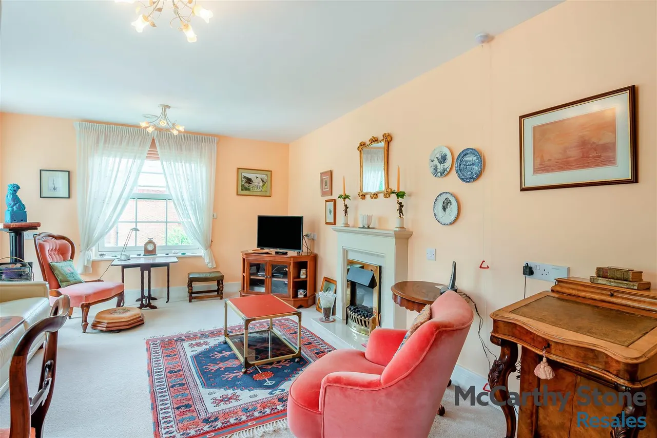 College Way, Welwyn Garden City, AL8, photo 4