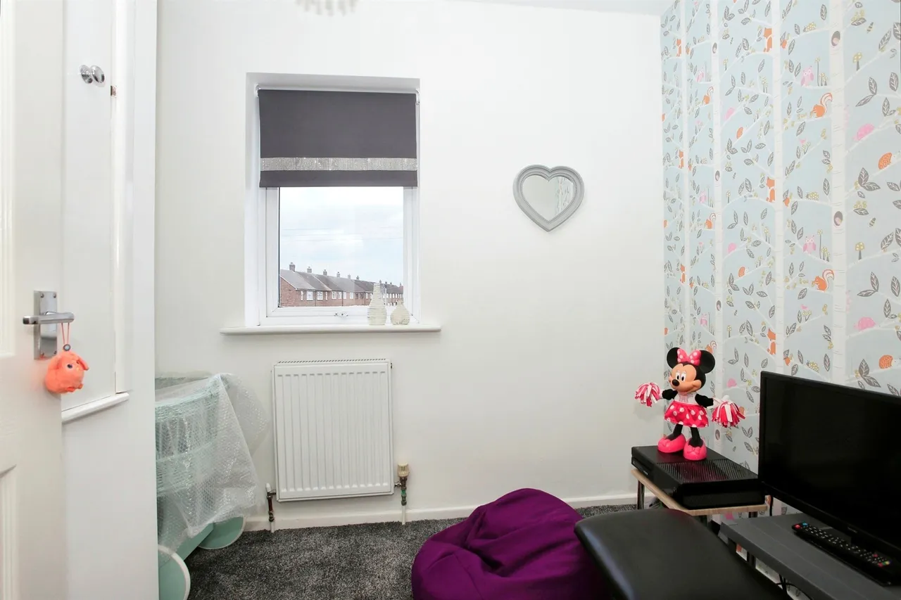 St. George Avenue, Peterborough, PE2, photo 11