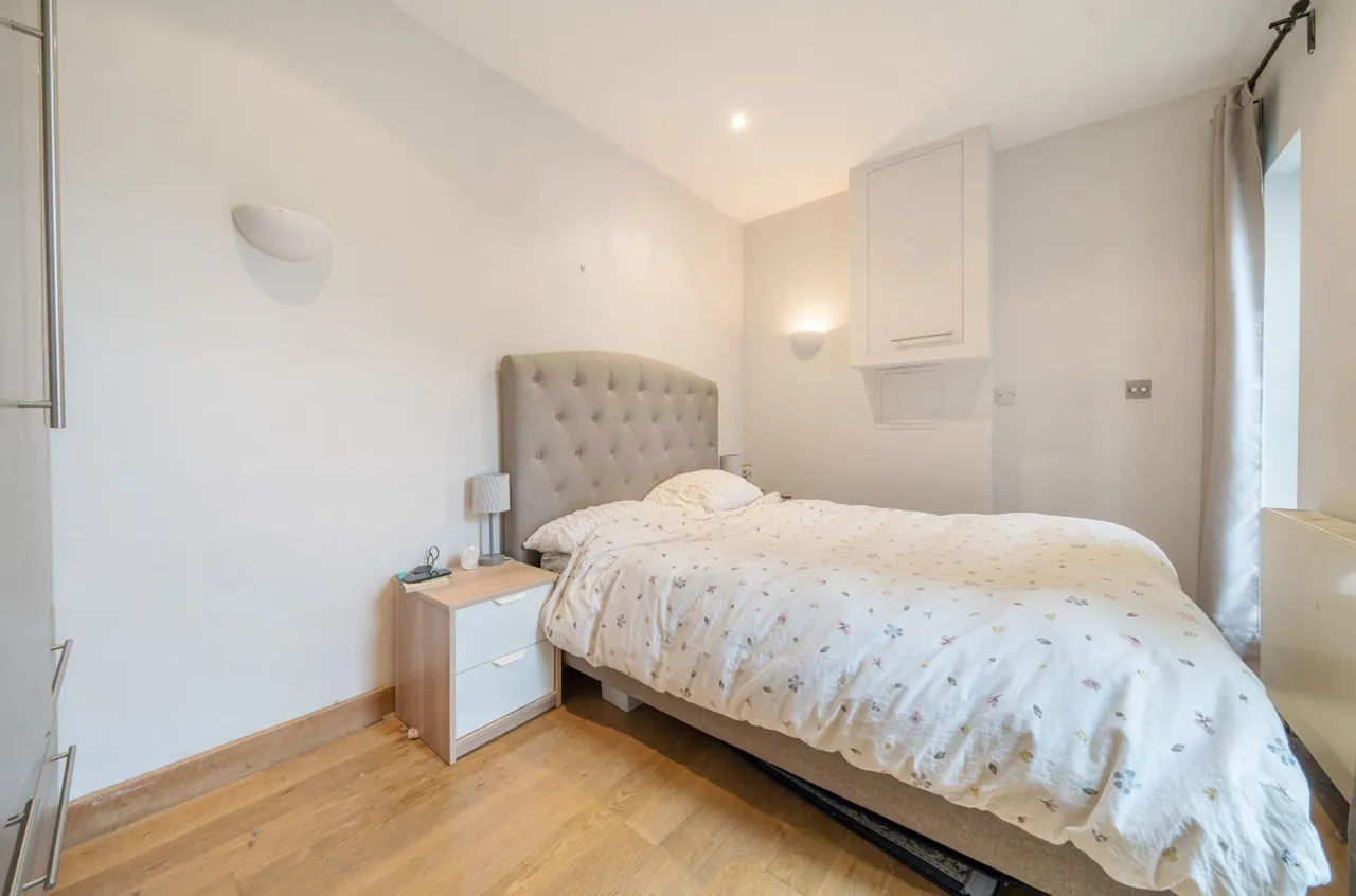 Flat 4, The Priory 47-55 Webber Street, London, London, SE1 0RQ, photo 8
