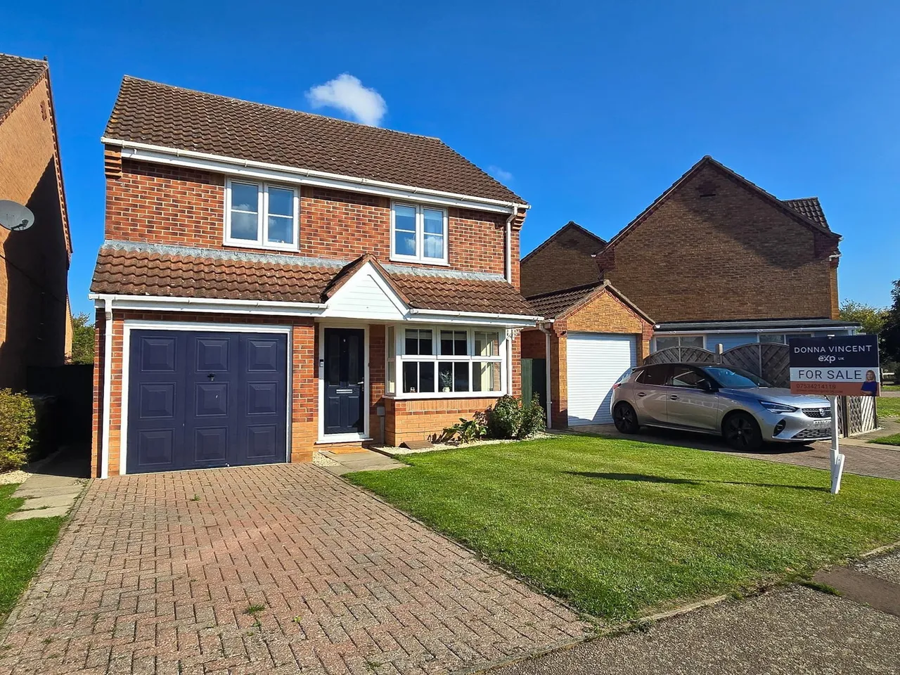 3 bed house for sale — Honeysuckle Way, Attleborough, NR17 1QP