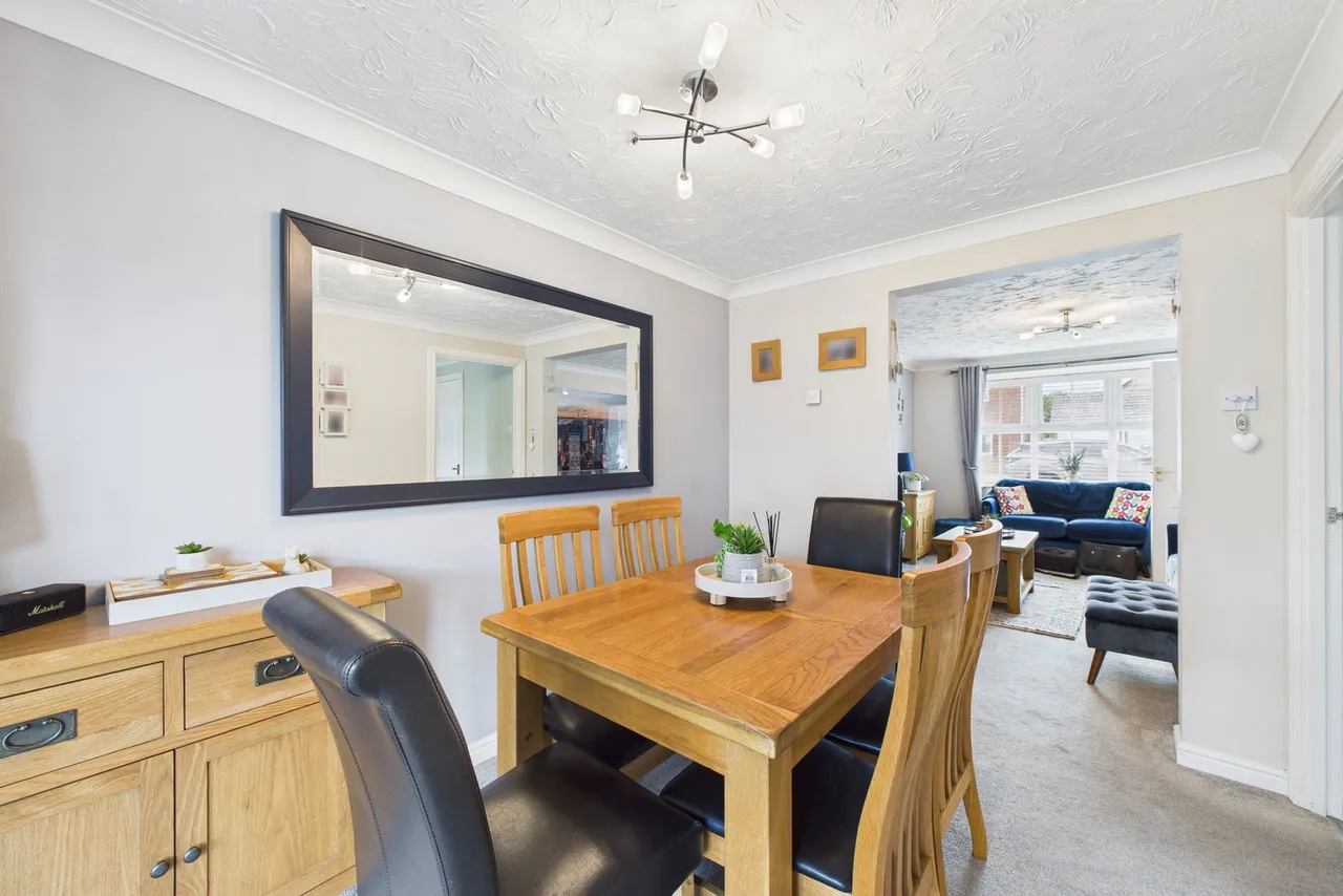 Honeysuckle Way, Attleborough, NR17 1QP, photo 9