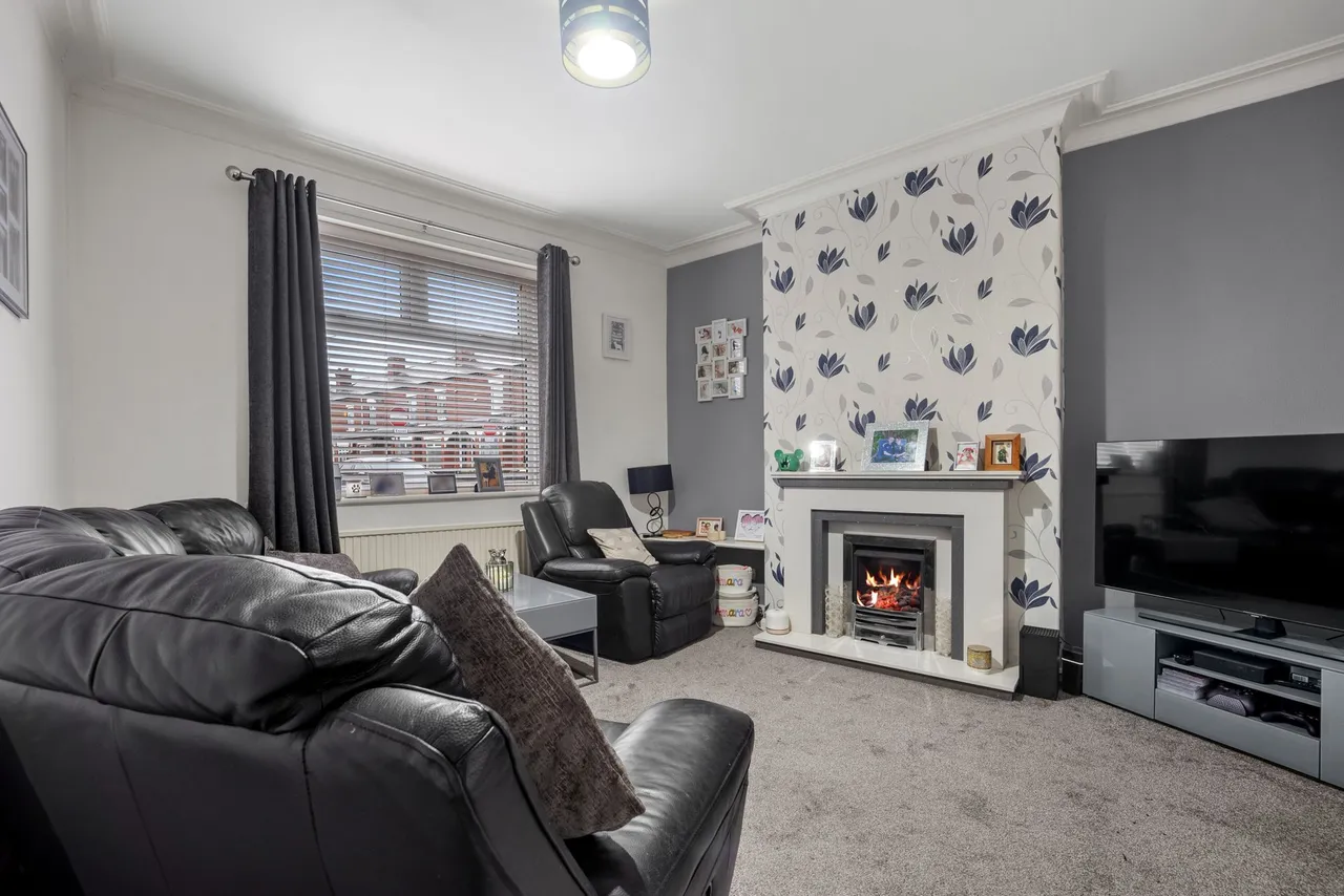 Eyet Street, Leigh, WN7 1XS, photo 2