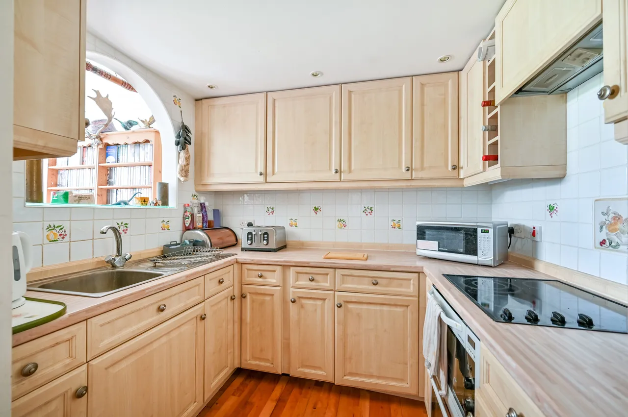 1 Ridge House, Morecoombe Close, Kingston upon Thames, photo 4