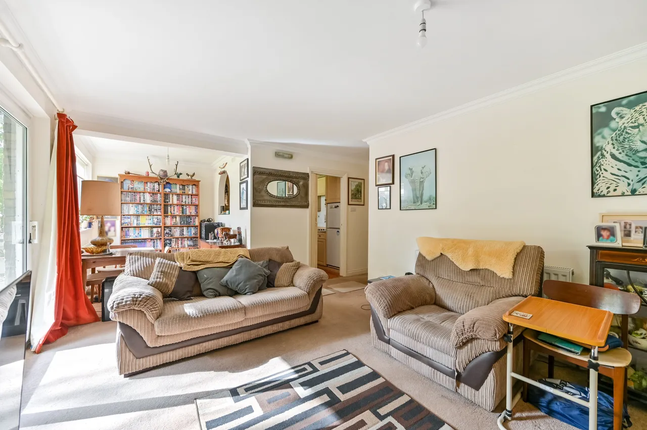 1 Ridge House, Morecoombe Close, Kingston upon Thames, photo 2