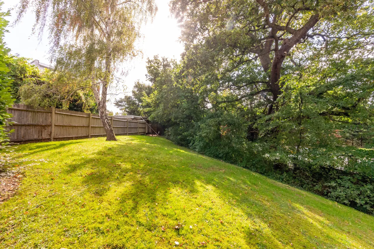 1 Ridge House, Morecoombe Close, Kingston upon Thames, photo 9