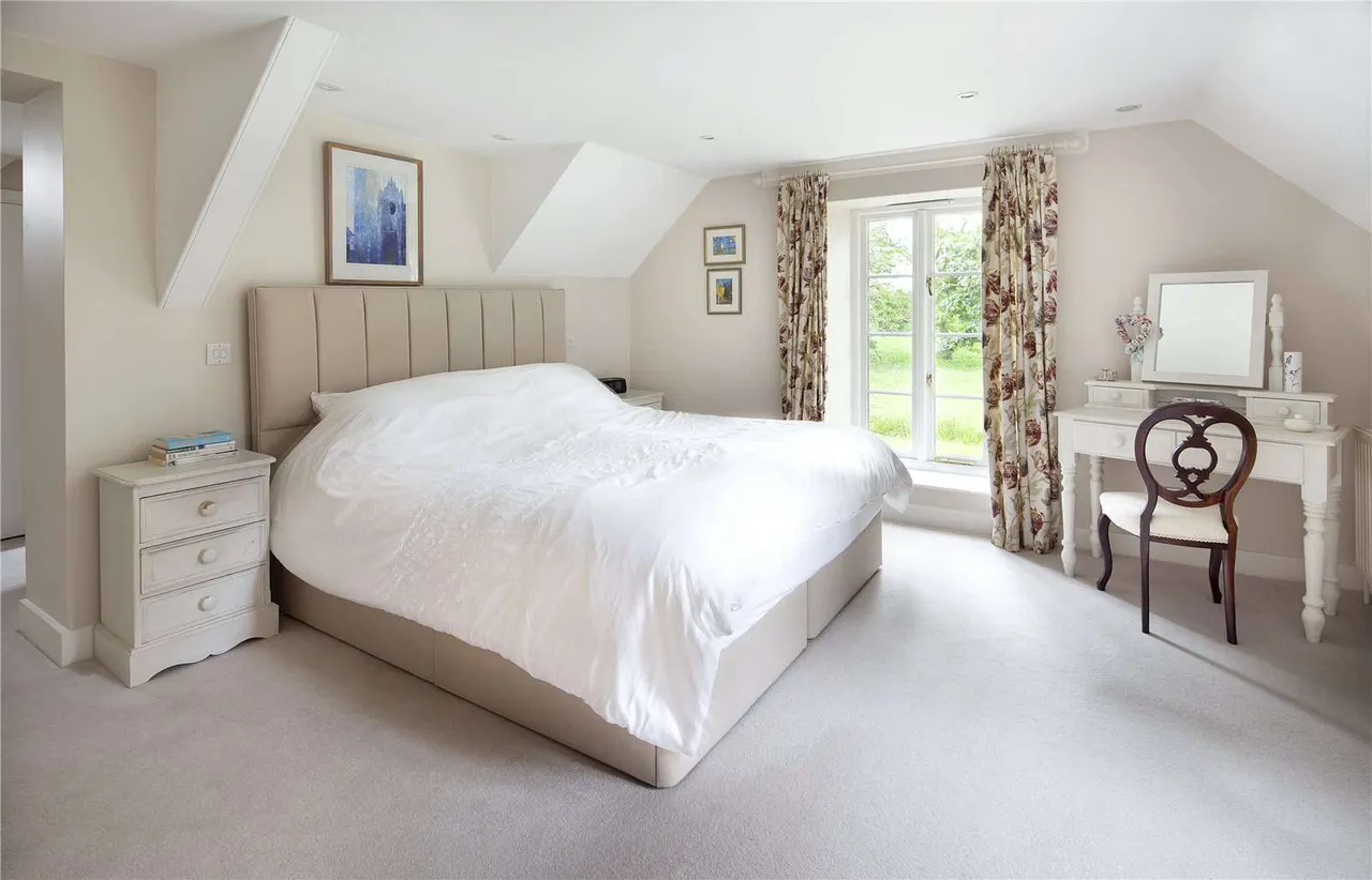 Middleton Stoney, Bicester, Oxfordshire, OX25 4AP, photo 6