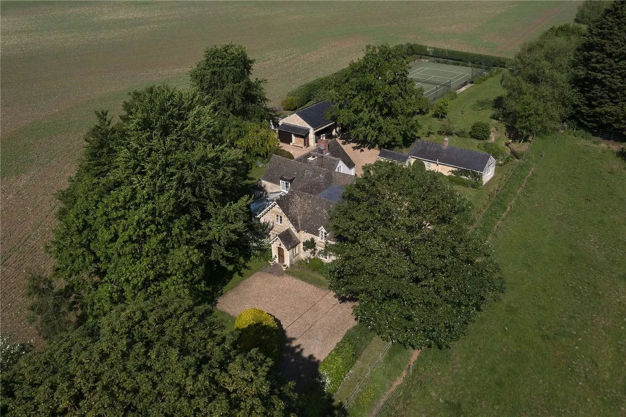 Middleton Stoney, Bicester, Oxfordshire, OX25 4AP, photo 11