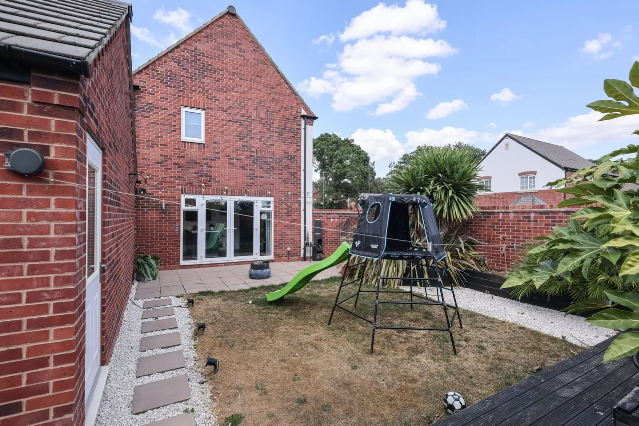 Dewberry Road, Tidbury Green, B90, photo 49