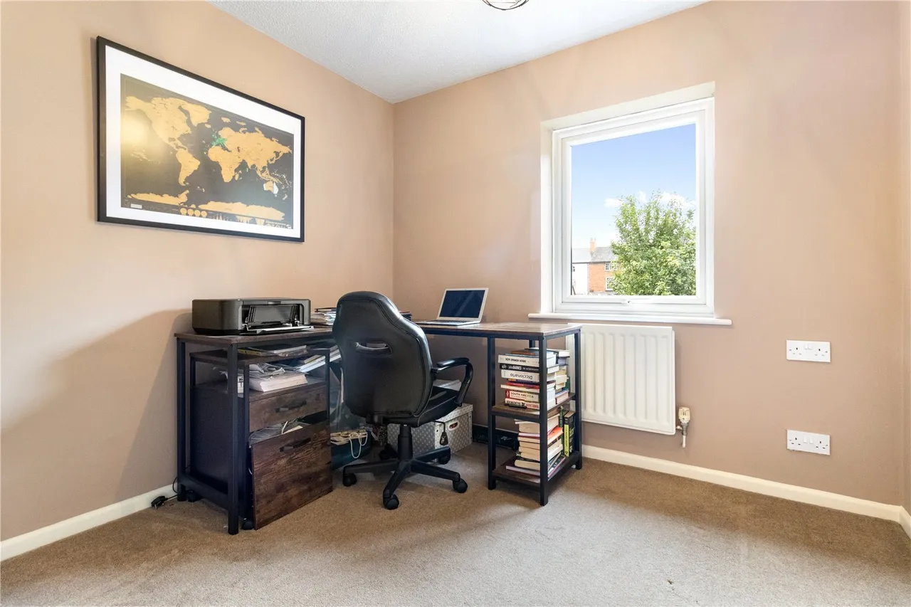 Bear Hill Drive, Alvechurch, Birmingham, Worcestershire, B48 7RG, photo 12