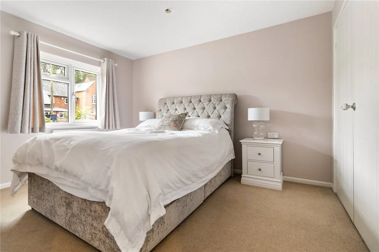 Bear Hill Drive, Alvechurch, Birmingham, Worcestershire, B48 7RG, photo 11