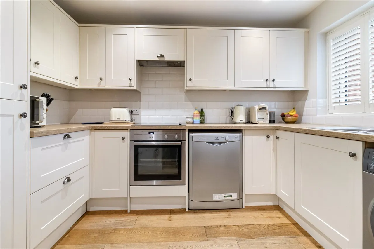 Bear Hill Drive, Alvechurch, Birmingham, Worcestershire, B48 7RG, photo 2