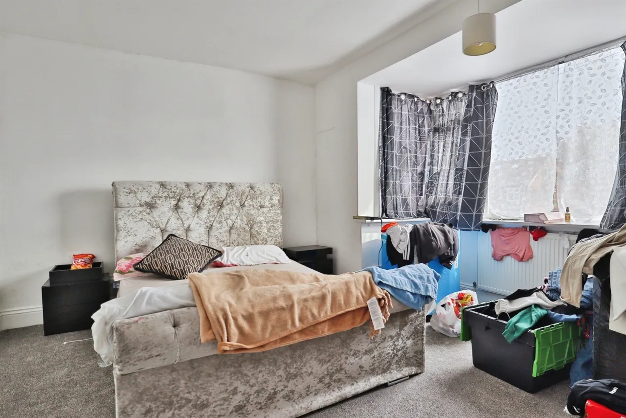 Gipton Wood Road, LEEDS, photo 7