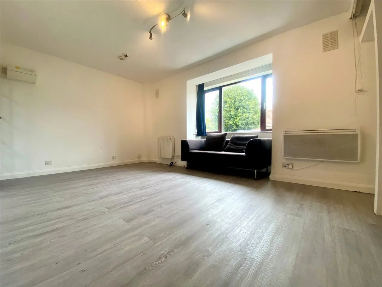 Albert Road, Hayes, UB3, photo 6