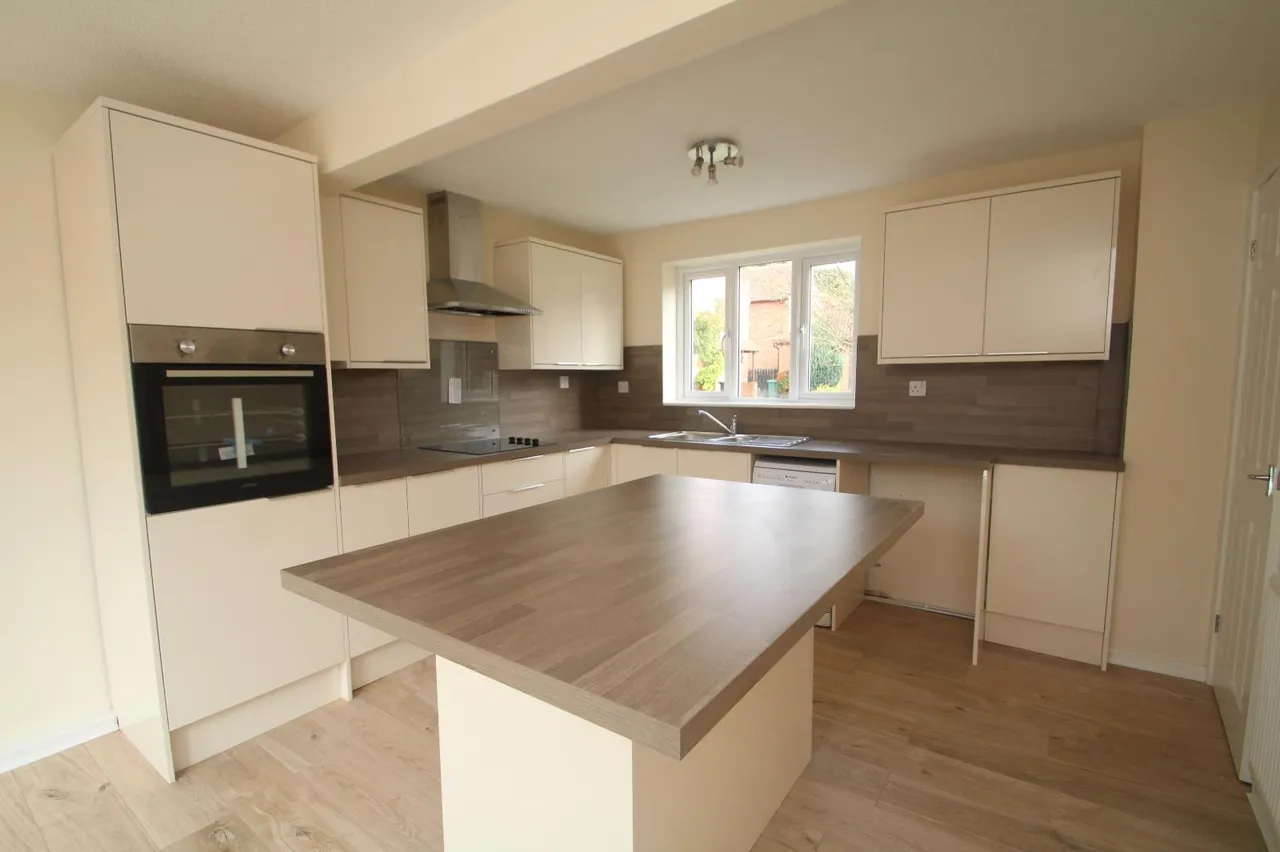 Glebe Field Drive, Wetherby, LS22, photo 4
