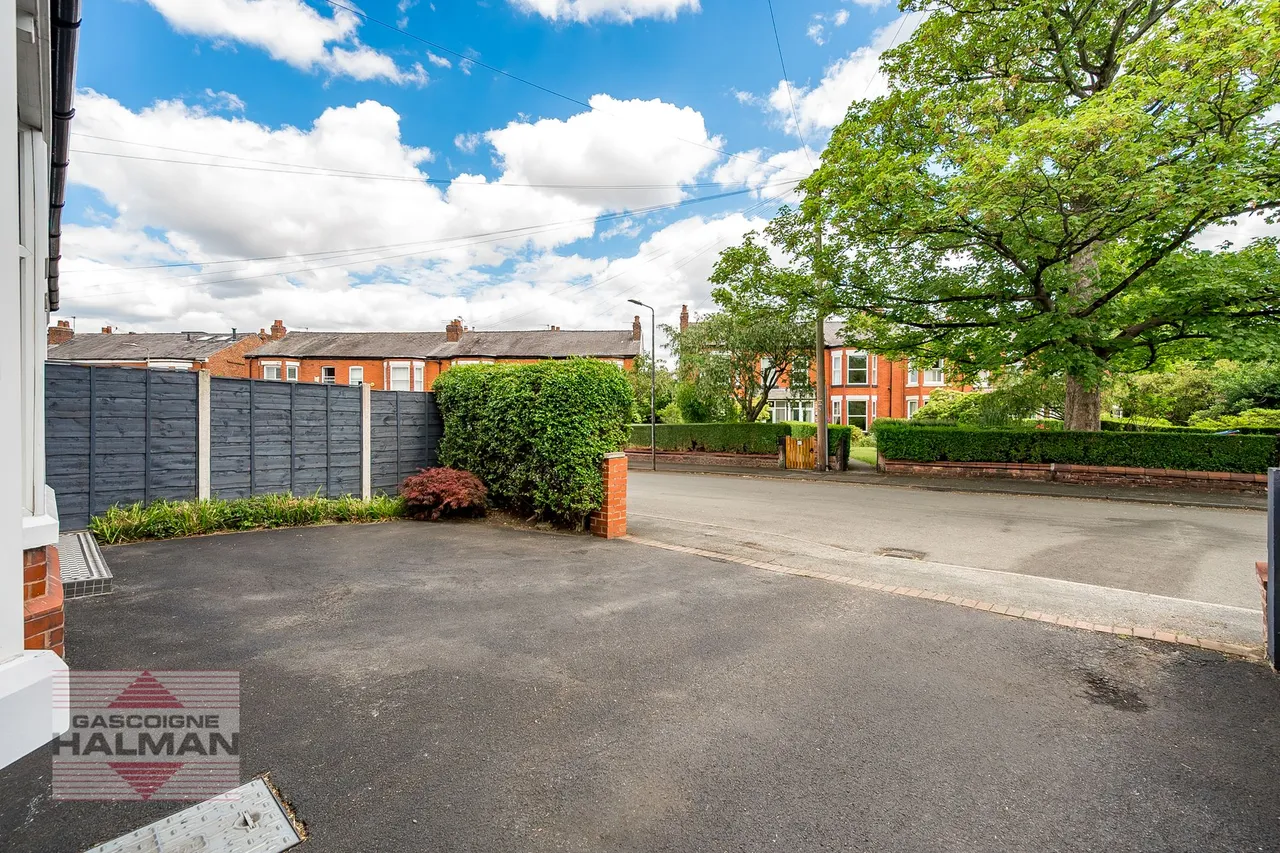 Carlton Road, Sale, photo 32