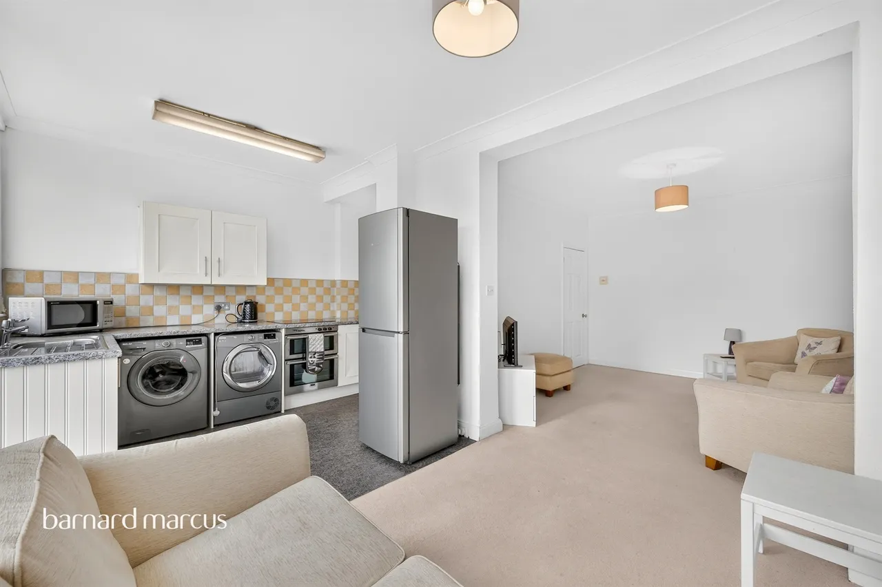 Consfield Avenue, New Malden, KT3, photo 9