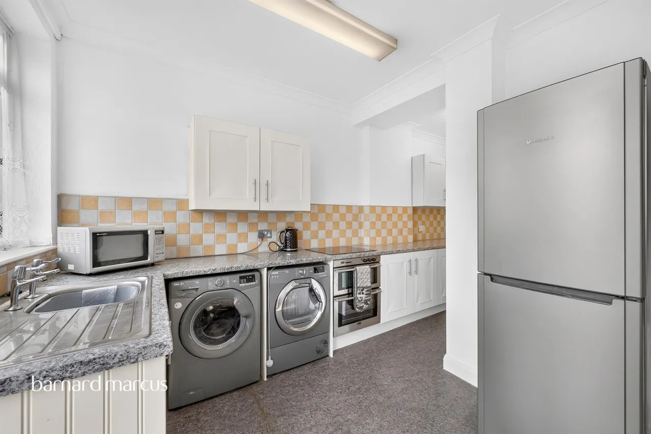 Consfield Avenue, New Malden, KT3, photo 3