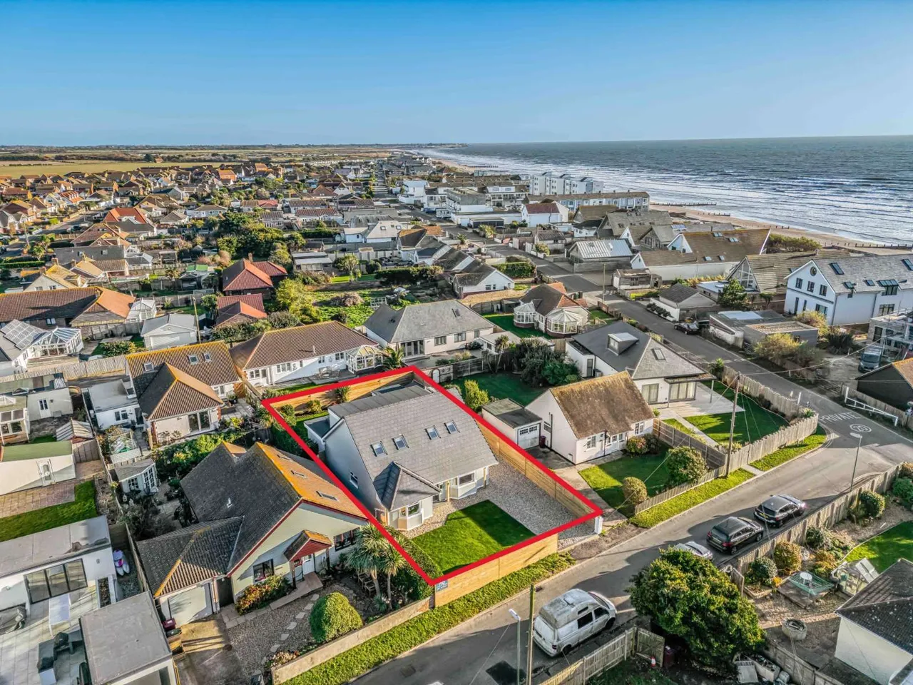 First Avenue, Bracklesham Bay, Chichester, West Sussex, PO20 8LA, photo 2