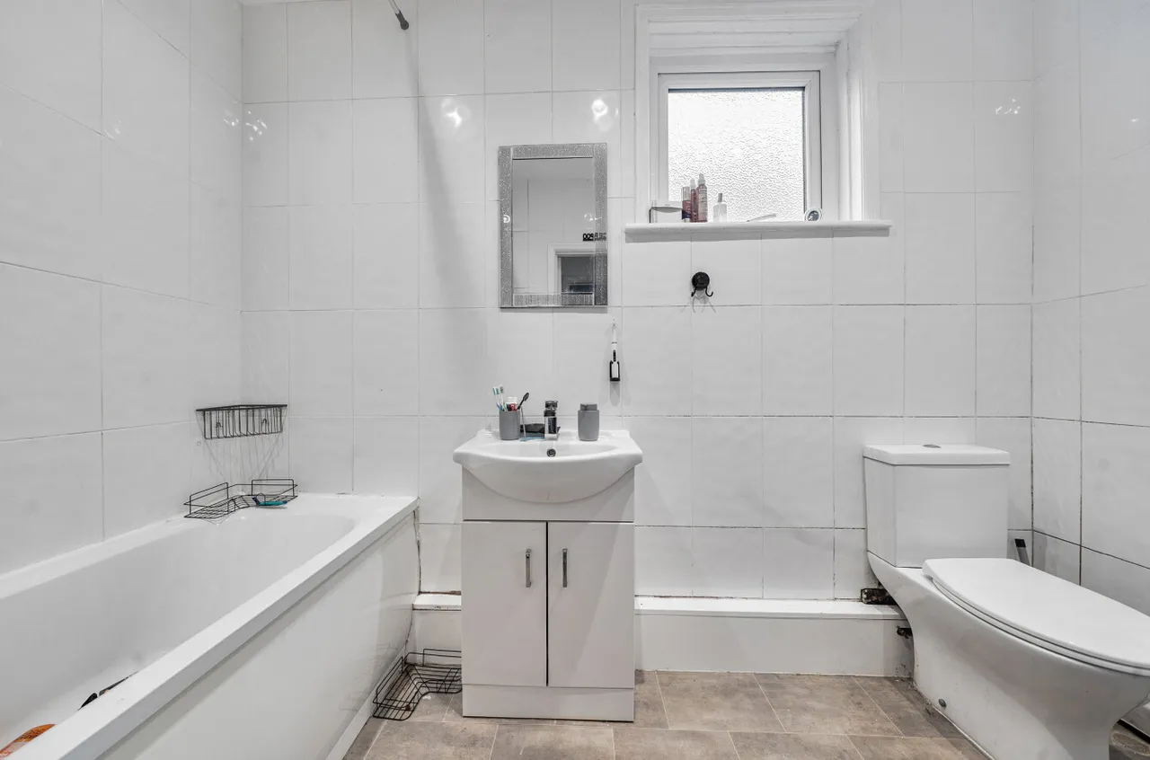 Bromley Road, Midanbury, SO18, photo 10