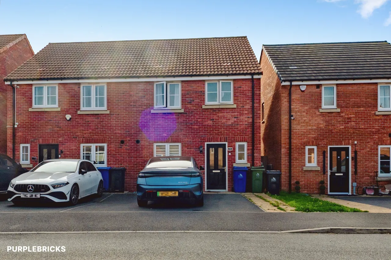 3 bed house for sale, Sandgate Close, Grimsby, DN33