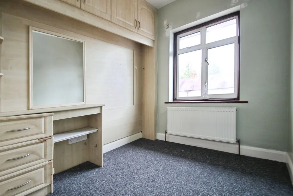 Hurley Road, Greenford, UB6, photo 9