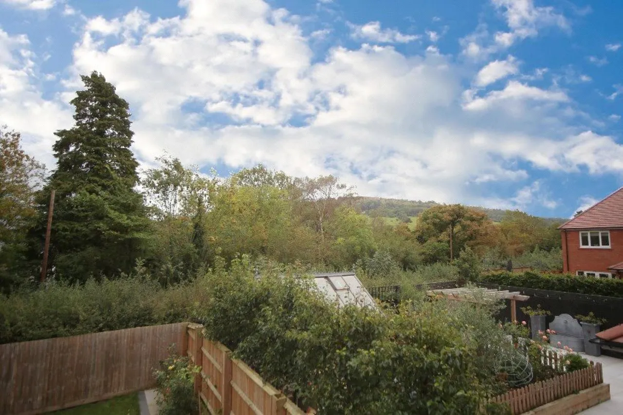 Teasel Road, Cheltenham, GL53, photo 37
