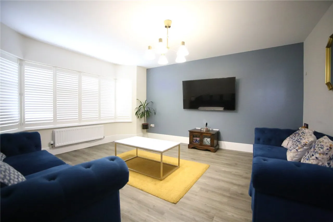 Teasel Road, Cheltenham, GL53, photo 3
