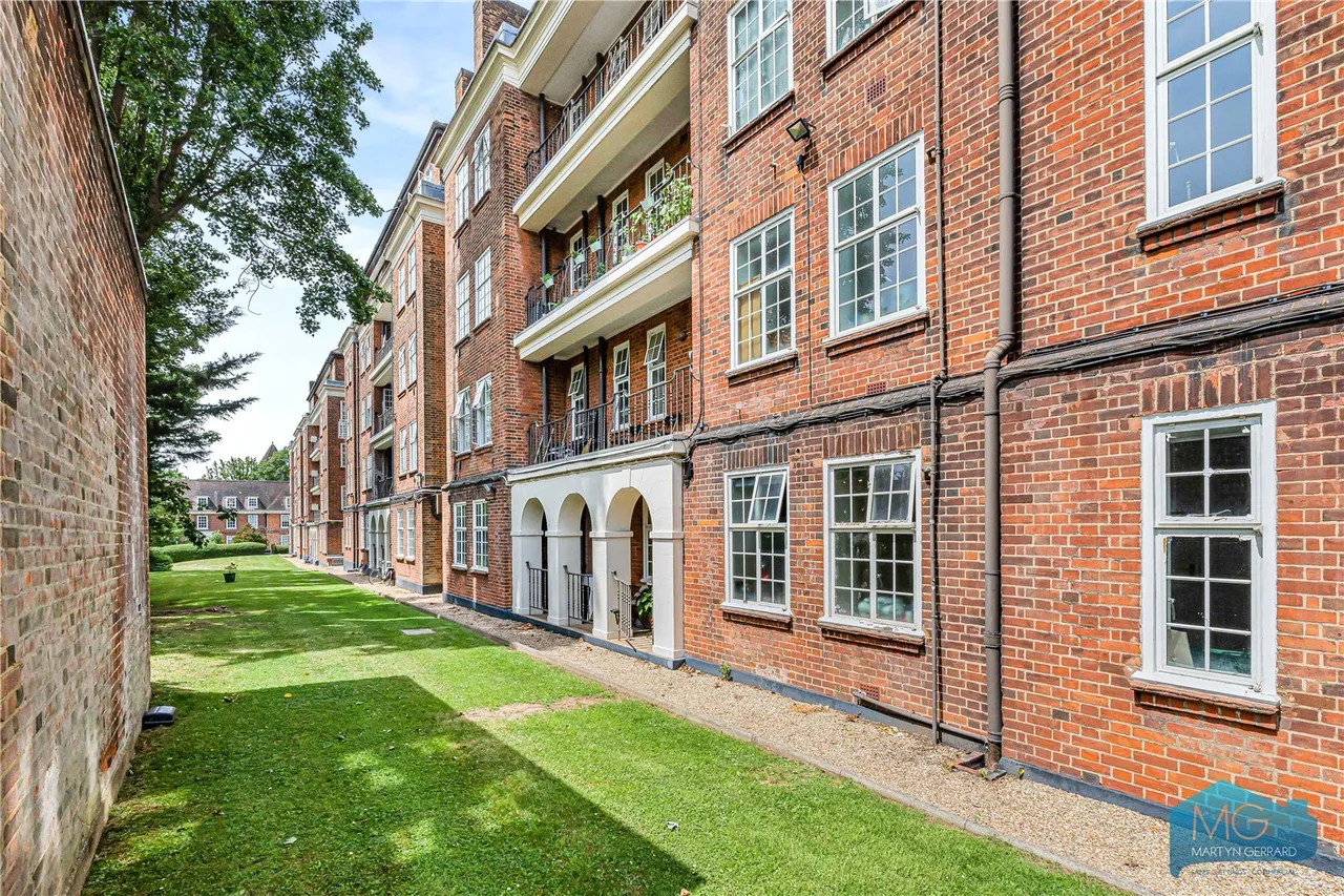 North End Road, London, NW11, photo 7