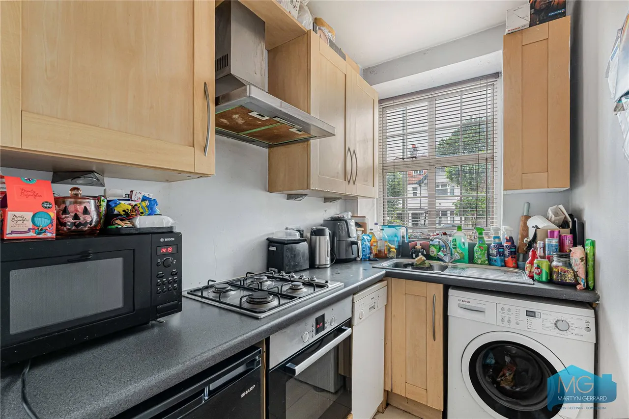 North End Road, London, NW11, photo 3