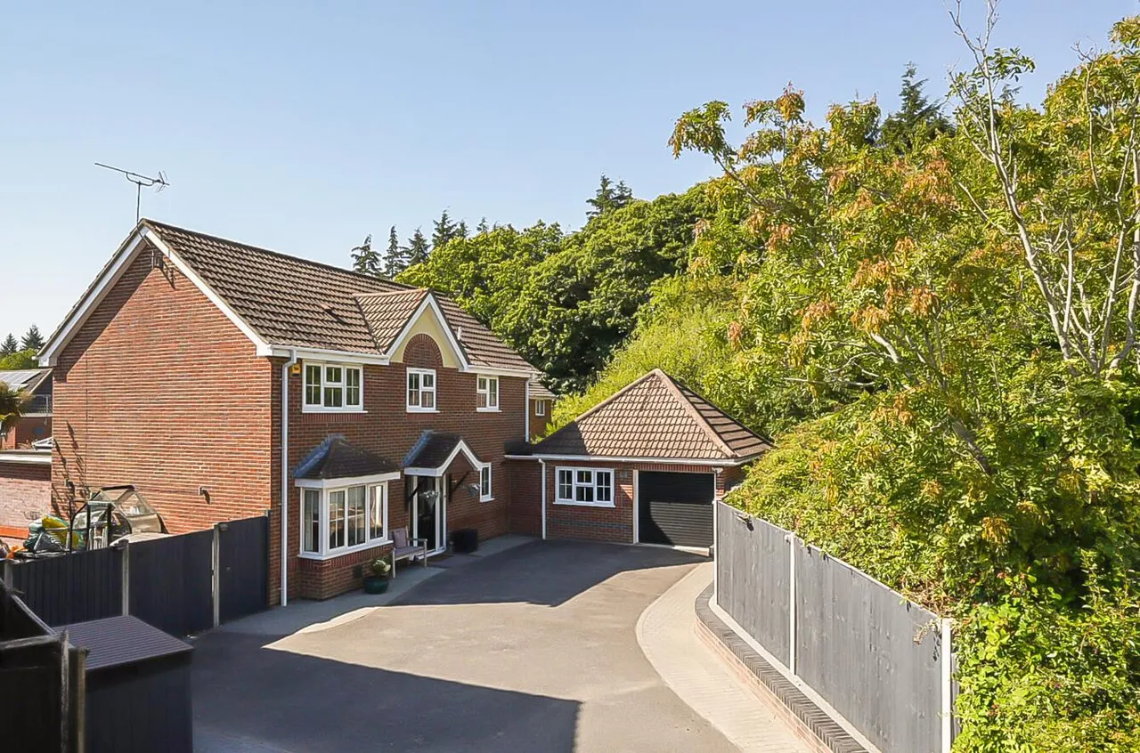 4 bed house for sale — Stoke Heights, Fair Oak, Eastleigh, SO50 8AJ
