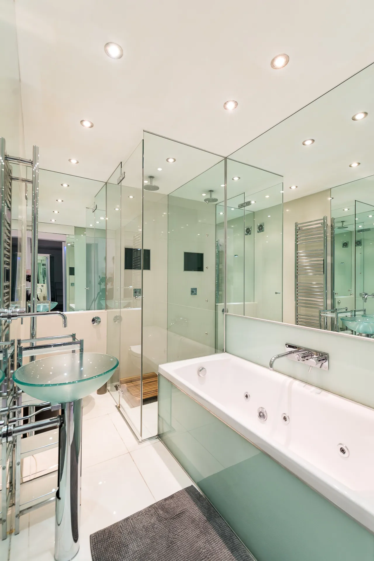 Flat 11, 47 Elm Park Gardens, London, photo 10