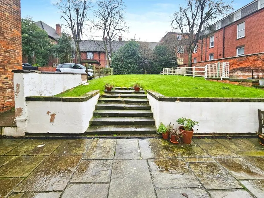 St. Marys Gate, Derby, DE1, photo 11