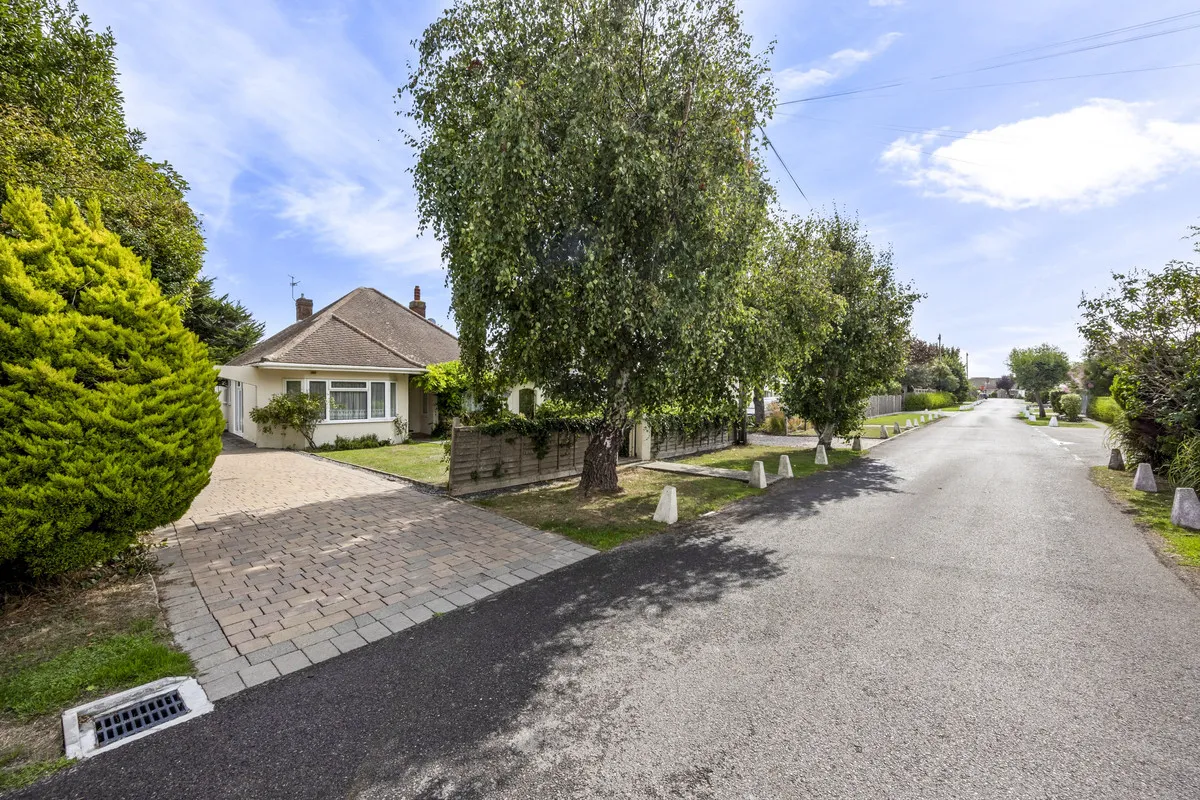Chalet Road, Worthing, BN12, photo 4