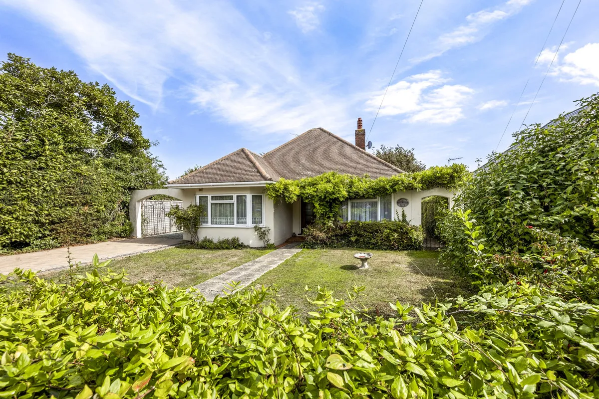 Chalet Road, Worthing, BN12, photo 17