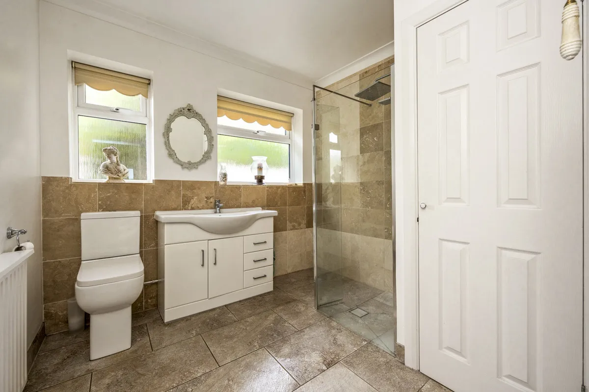 Chalet Road, Worthing, BN12, photo 10