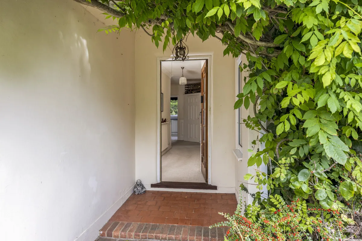 Chalet Road, Worthing, BN12, photo 2