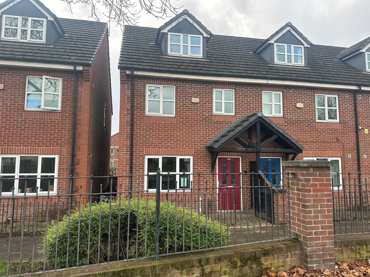 3 bed house for sale — Upper Wortley Road, Rotherham