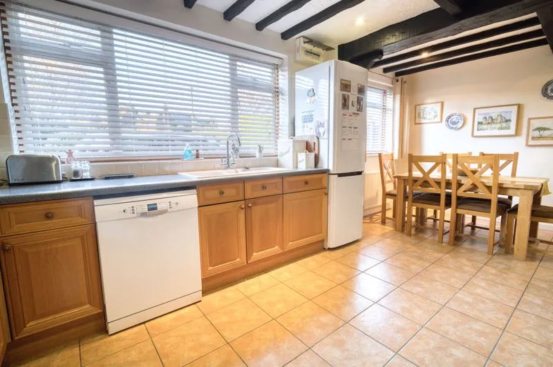 Totteridge Road, High Wycombe HP13 7LW, photo 5