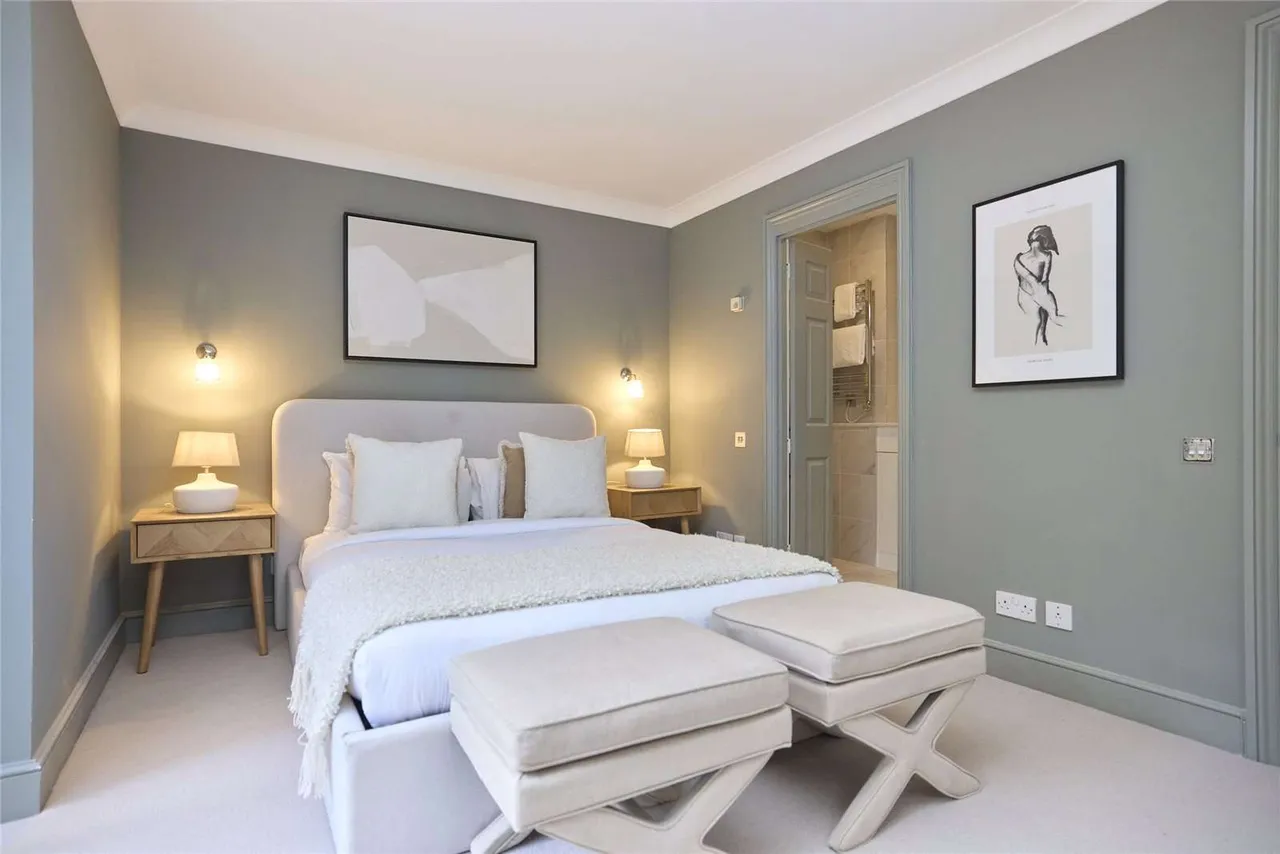 Graces Mews, St John's Wood, NW8, photo 17