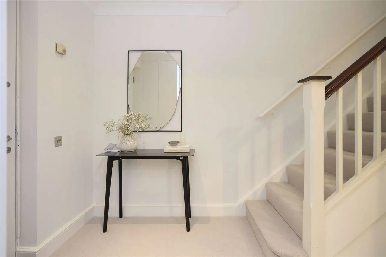 Graces Mews, St John's Wood, NW8, photo 24