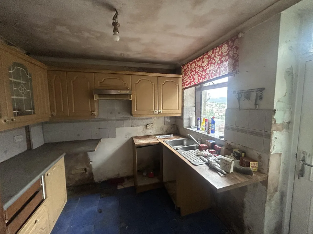 Llantrisant Road, Pontypridd, CF37, photo 7