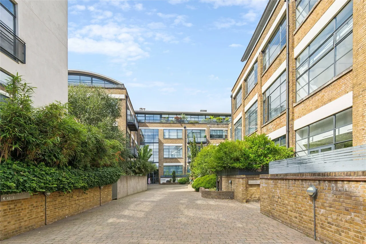 Chiswick Green Studios, Evershed Walk, Chiswick, London, W4, photo 6