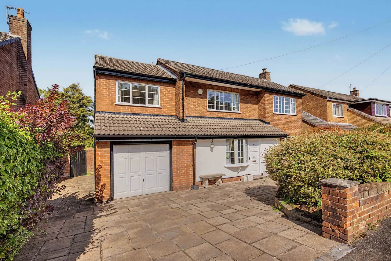 Cranleigh Close, Warrington, photo 19
