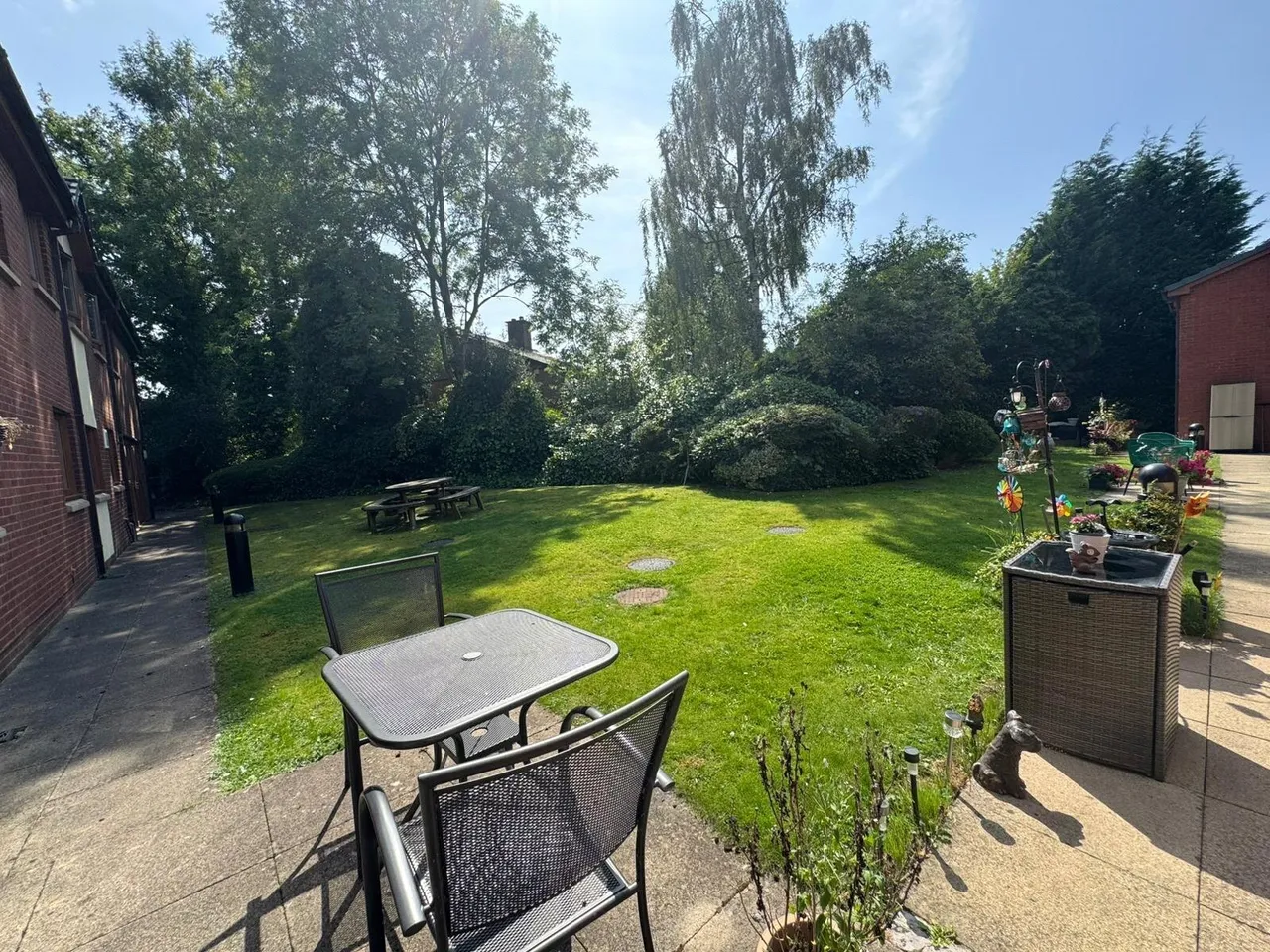 Hampstead Drive, Stockport, Greater Manchester, SK2, photo 6