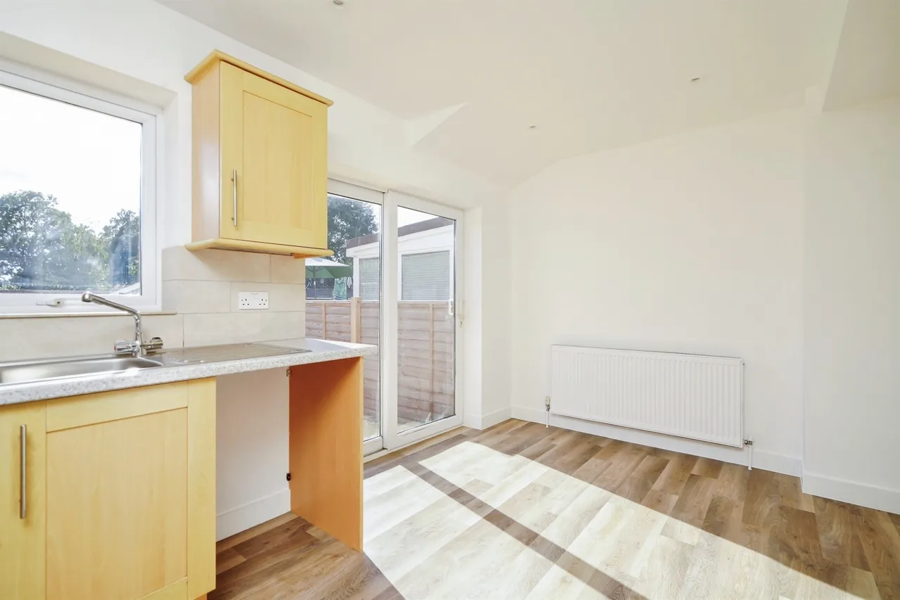 Drake Avenue, Didcot, OX11, photo 9