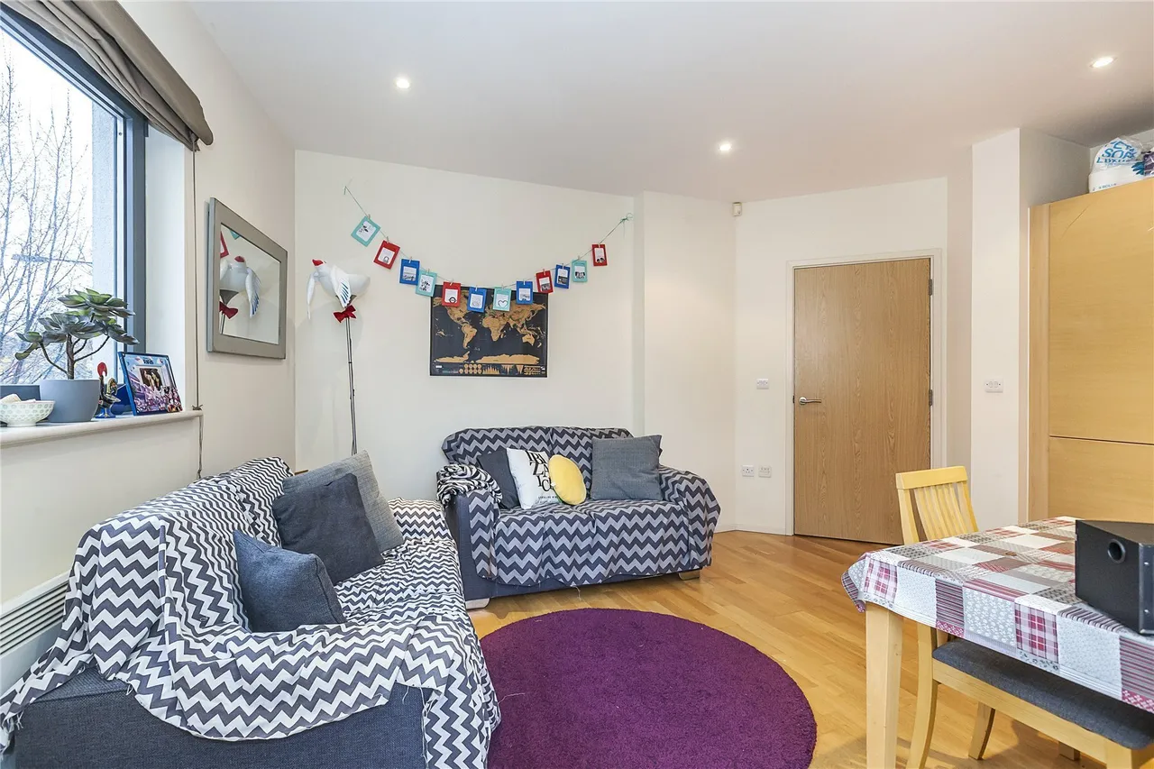 Cable Street, London, E1W, photo 2