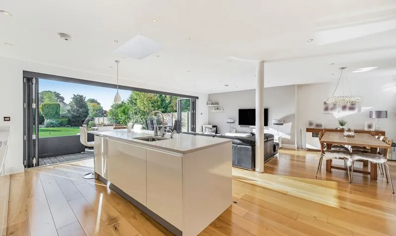 West Farm Close, Ashtead, KT21, photo 6