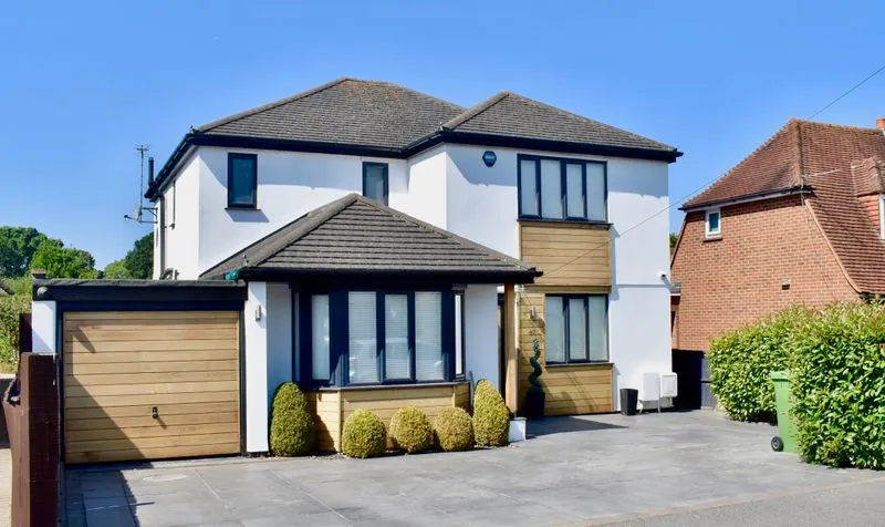 4 bed house for sale, West Farm Close, Ashtead, KT21