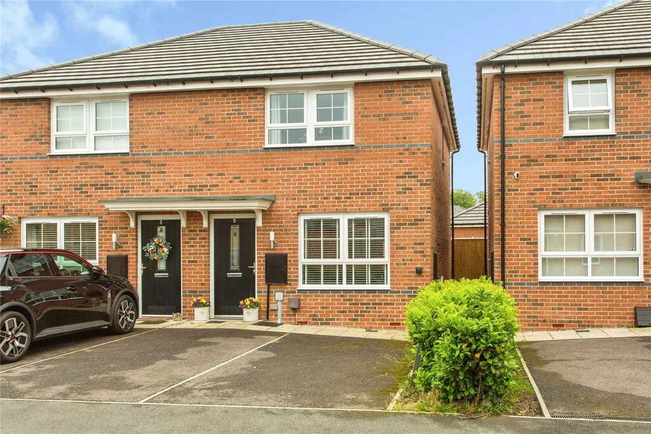 2 bed house for sale, Marjoram Drive, Whittingham, PR3