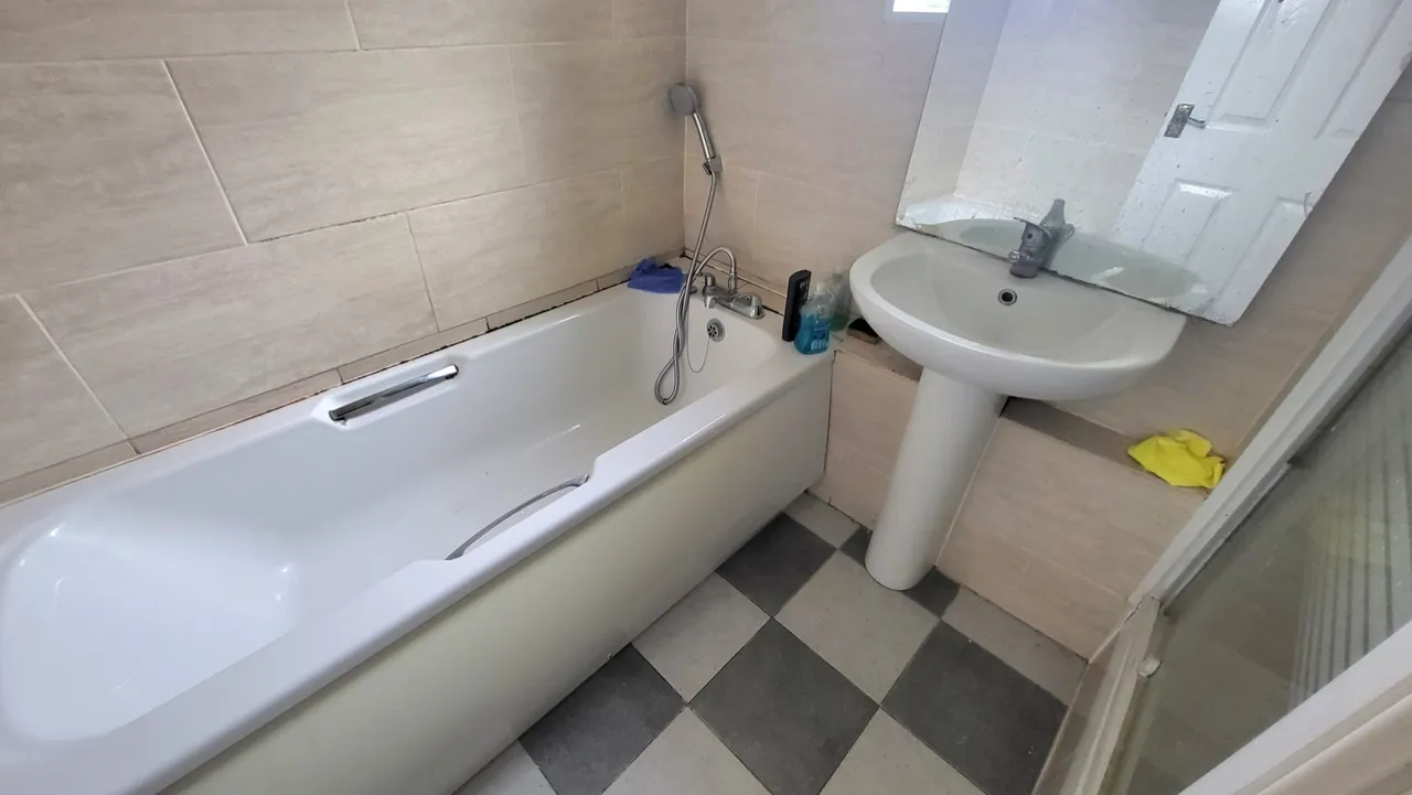 Sheepwalk, Paston, Peterborough, PE4, photo 8